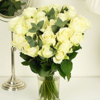 Vita rosor 25 - Buketter - Skicka blommor med blombud - Flowerhouse